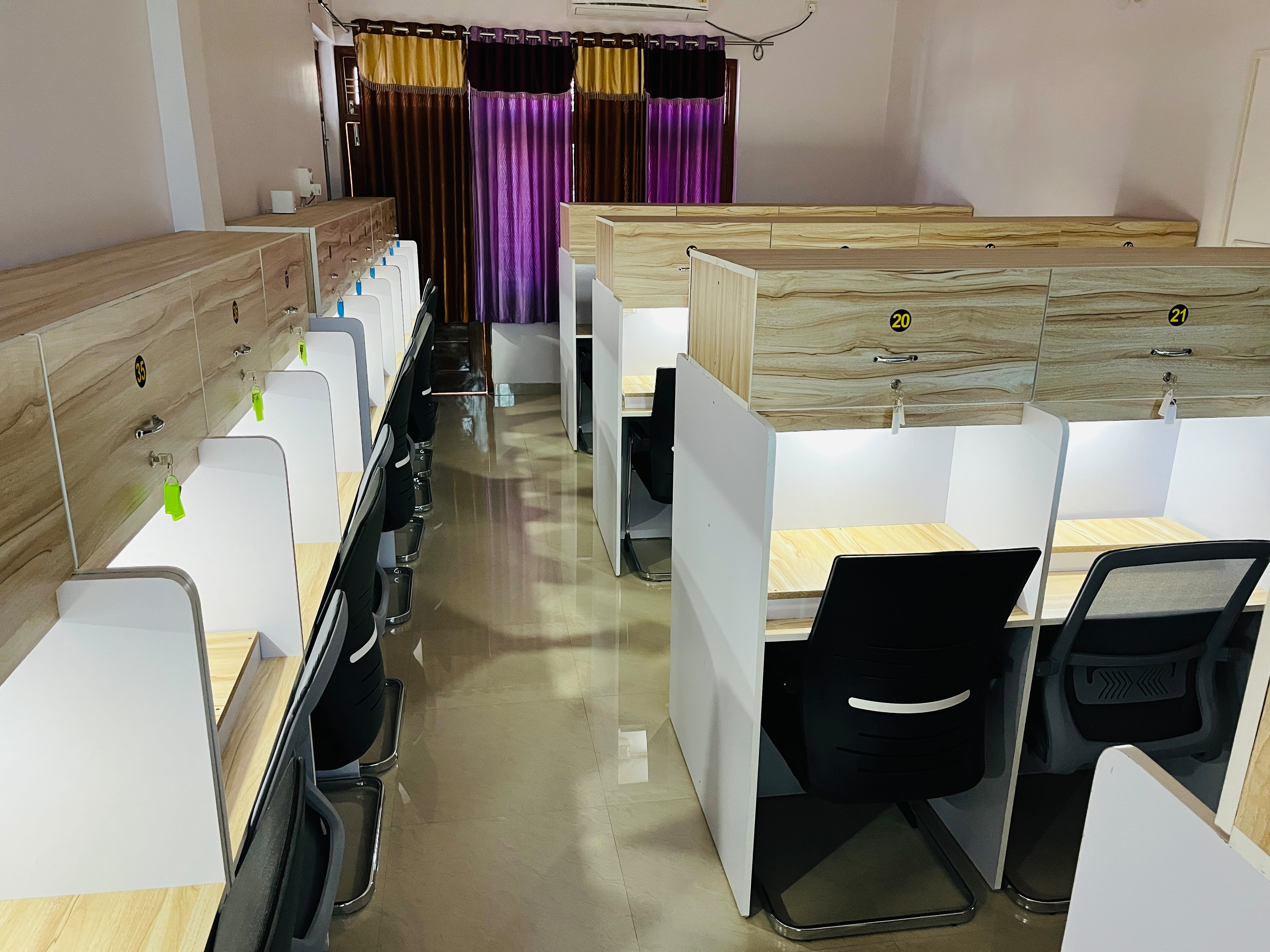 SR Library Study Room